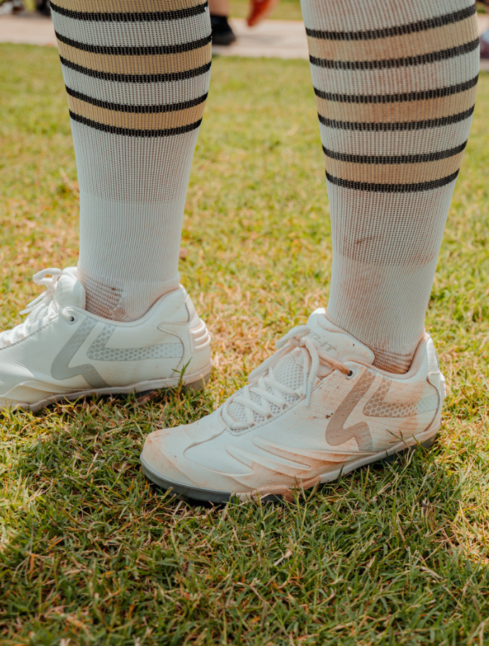 Softball Shoes - Women's SwiftStep Ringor Pro TPU Cleat Run2Day