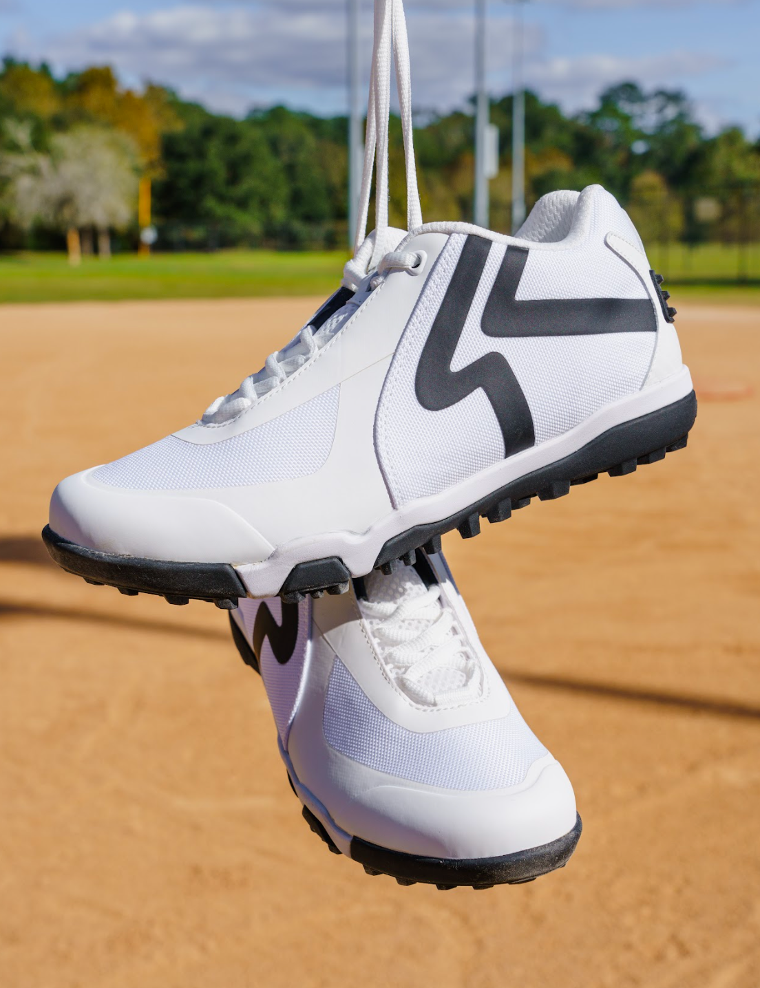 Softball Fielders Shoes - Women's SwiftStep Turf Style Run2Day