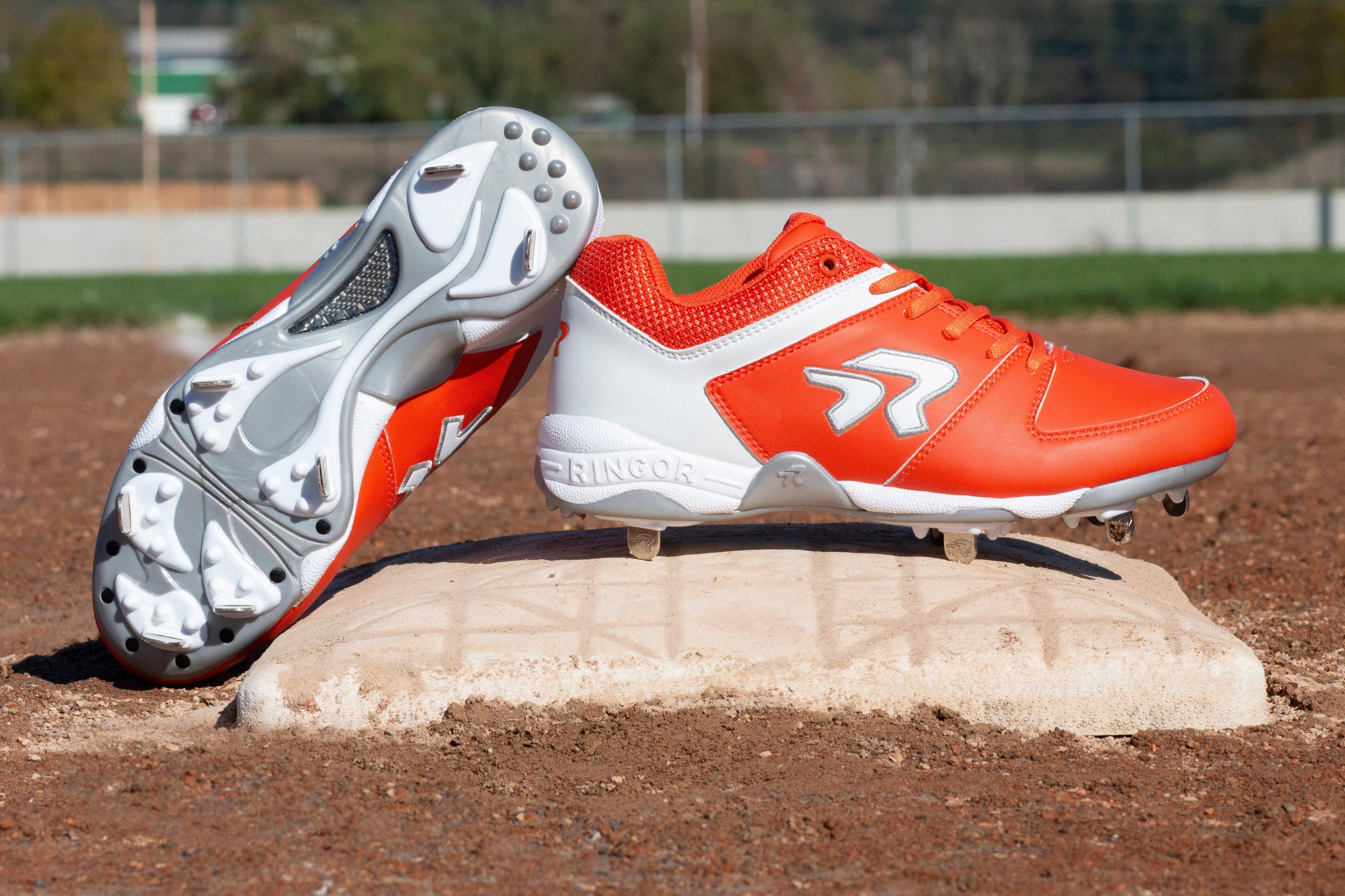 Softball Spikes - Women's Ringor Flite with Pitching Toe Run2Day